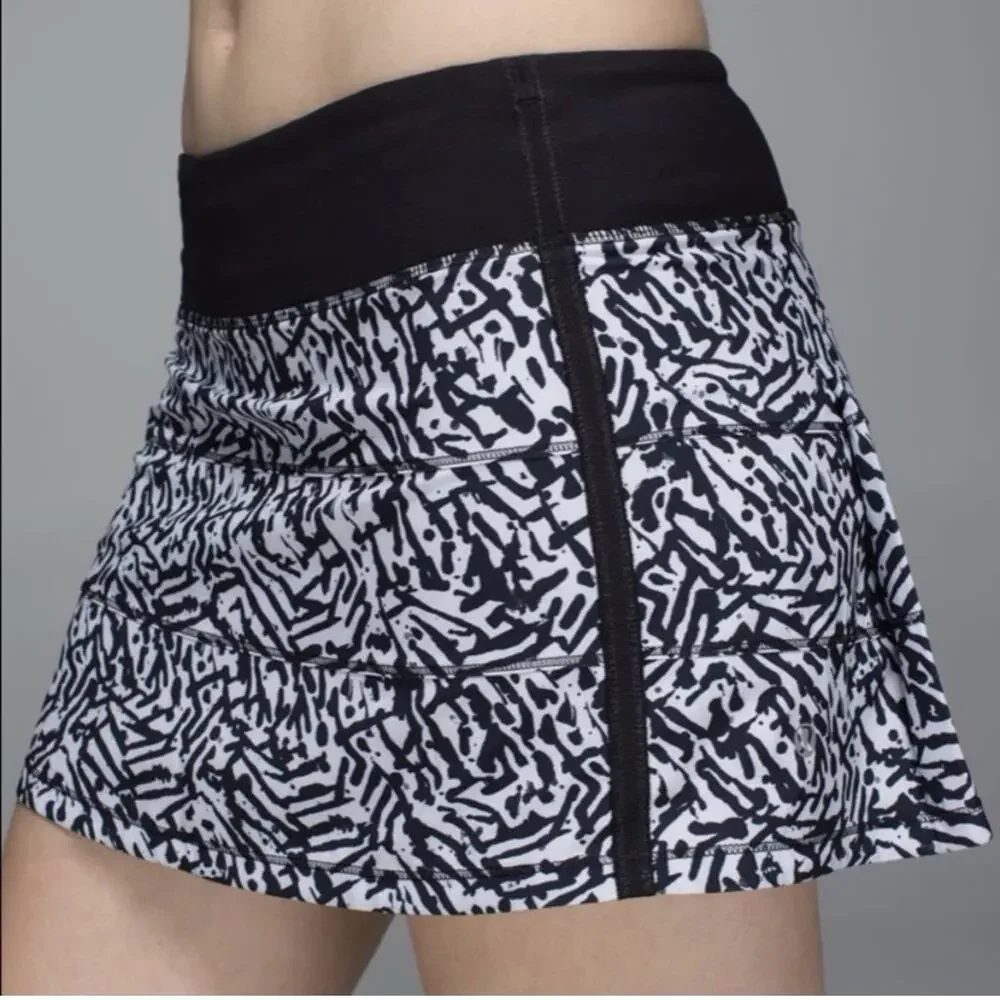 Lululemon Pace Rival Skirt II 4-way Brushed Animal White Black Golf Skort 8